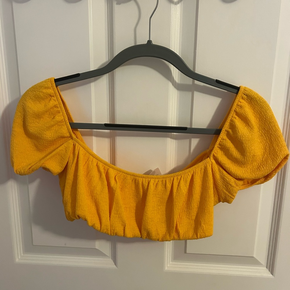 H&M Orange Puff Sleeve Crop Top